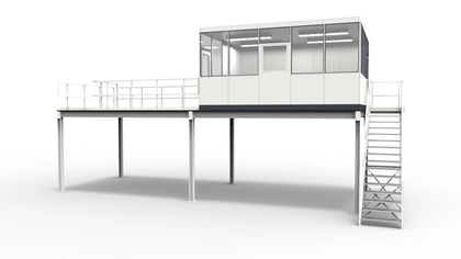 Hallenbüro auf Bühne für die Industrie Hallenbüro auf Bühne in Produktionshalle oder Fabrik zur Unterteilung der einzelnen Bereiche